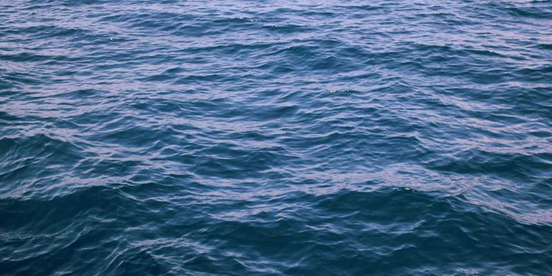 QJ MOTO骑士进阶指南：从装备到技巧，融入摩托车社区的完整攻略