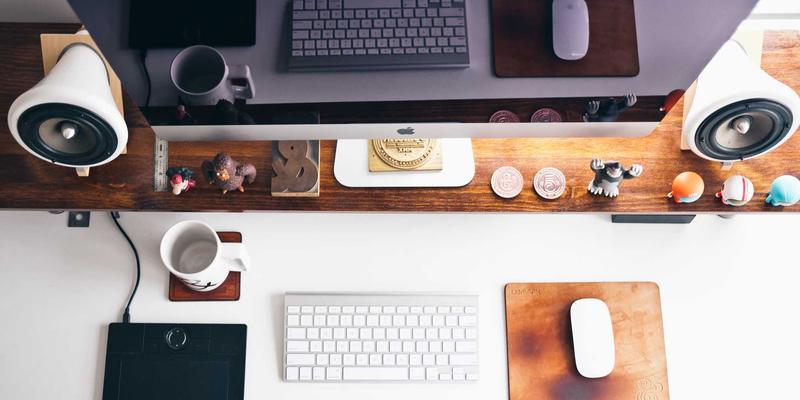 摩托车安全必修课：皮革与纺织骑行服材质深度对比 | QJ MOTO社区指南