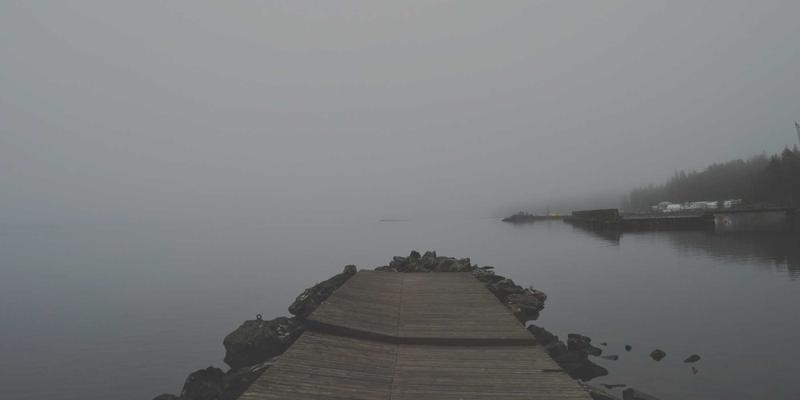 摩托车赛道日装备全攻略：从入门到进阶的专业防护清单与骑行技巧